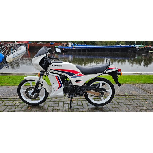 542 - 1986 Kawasaki AR125LC-A1, 123cc. Registration number NOVA 24E148945 HMRC. Frame number AR125A 003225... 