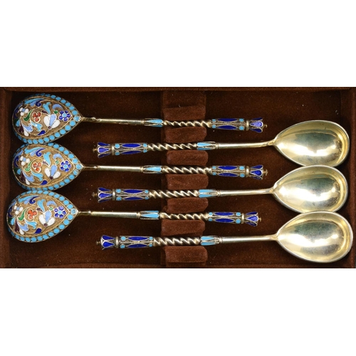 4 - A Russian set of six early 20th century silver gilt champlevé enamel coffee spoons, by Sergey Shapos... 