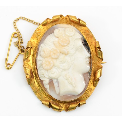 86 - A Victorian 9ct gold shell cameo brooch depicting Flora, 3.5 x 3cm, with chased scrolling boarder, 7... 