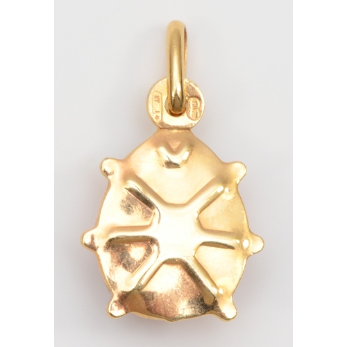 88 - A 9ct gold and enamel ladybird charm, 17mm, 1.1gm.