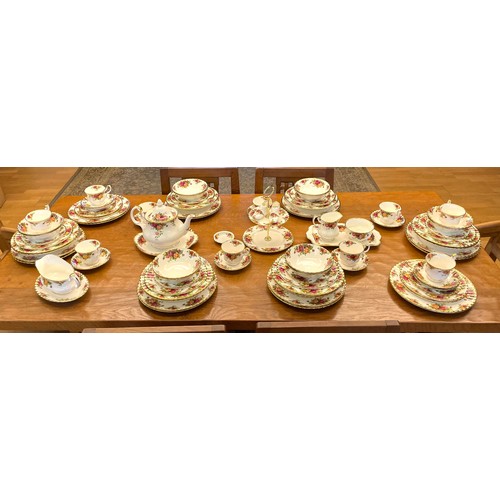 285 - An extensive Royal Albert Old Country Roses extensive dinner service comprising of sixteen  dinner p... 