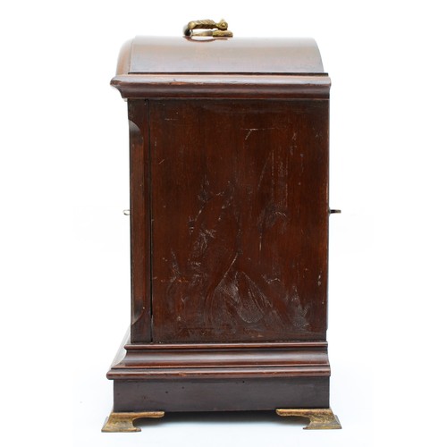 377 - A 20th century Georgian style mahogany cased 8 day mantle clock, the brushed silvered dial with blac... 