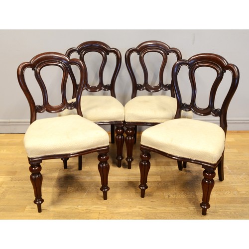 441 - A set of four 19th century Irish Chippendale style mahogany framed dining chairs, with recently upho... 