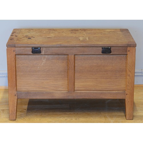 468 - Peter 'Rabbitman' Heap of Wetwang, a 20th century carved oak panelled coffer/blanket chest, with hin... 