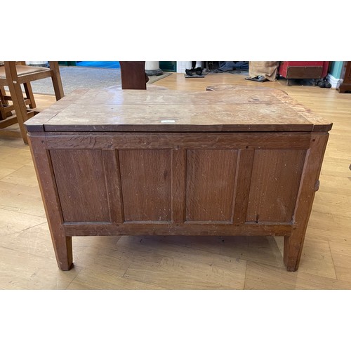 468 - Peter 'Rabbitman' Heap of Wetwang, a 20th century carved oak panelled coffer/blanket chest, with hin... 