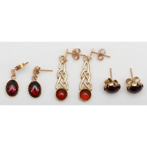 419 - Three pairs of 9ct gold mounted garnet ear rings, 4.5gm