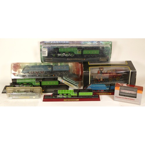 14 - Tri-ang, a 00 gauge un-boxed train set to include two locomotives, haulage and track, together with ... 