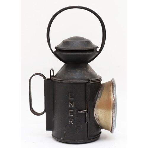 43 - LNER 3 aspect hand lamp (Complete with burner marked LNER)