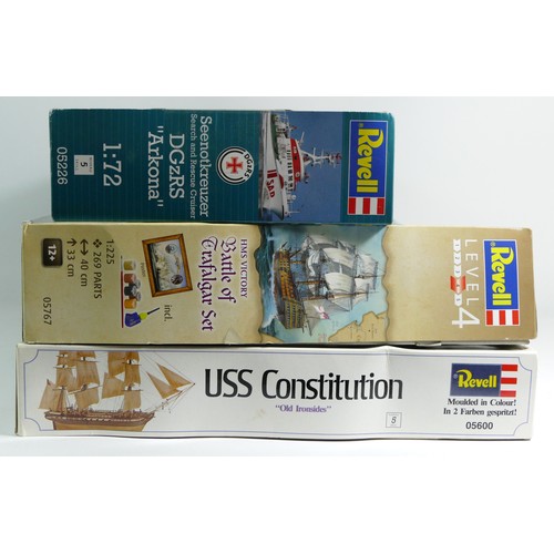 92 - Revell, three vintage plastic kits of maritime models, a 1:72 Arkona DGzRS, 05226, USS Constitution,... 