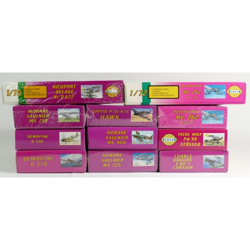 94 - Smér, eleven vintage plastic 1:72 kits of aviation models, 0838, 0834, 0837, 0839, 0851, 0834, 0835,... 