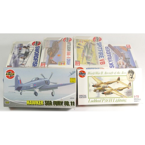 97 - Airfix, twelve vintage plastic 1:72 kits of aviation models, two 02042, three 02016, two 02046, 0203... 