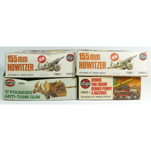 98 - Airfix, two vintage 1975 plastic and metal 1:35 military 155mm Howitzer model kits, 07362-6, togethe... 