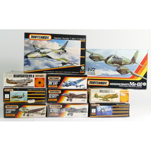 99 - Matchbox, ten vintage plastic 1:72 kits of aviation models, two PK-132, 40115, PK-109, 40110, 40117,... 