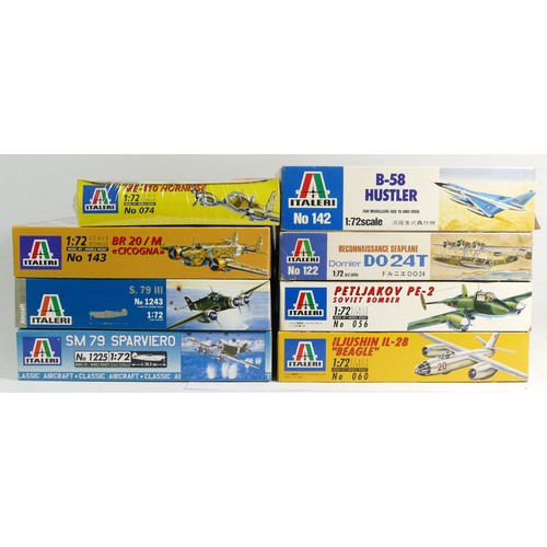 103 - Italeri, eight plastic 1:72 kits of aviation models, 074, 142, 122, 060, 056, 1225, 1243 and 143.