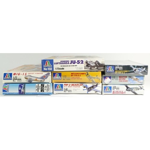 105 - Italeri, seven plastic 1:72 kits of aviation models, 1222, 053,  063, 1231, 033, 1205, 150, and a 1:... 