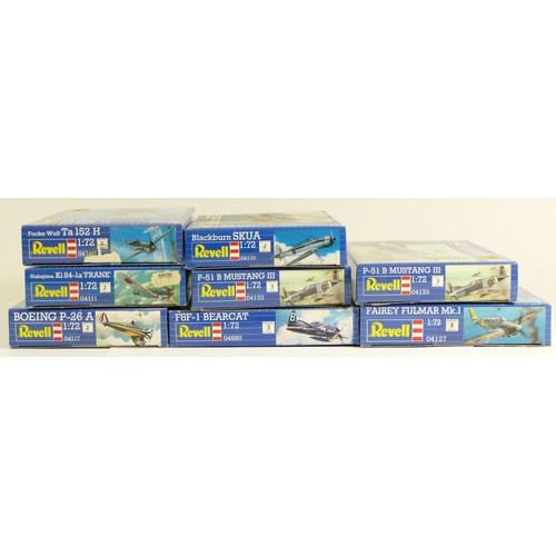 114 - Revell, eight plastic 1:72 kits of aviation models, 04100, 04680, 04133, 04111, 04117, 04180, 04133,... 