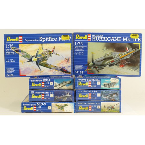 115 - Revell, eight plastic 1:72 kits of aviation models, 04139, 04372, 04100, 04109, 04138, 04135, 04118,... 