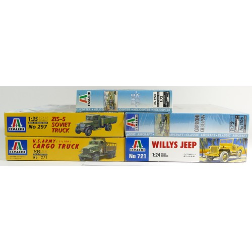 149 - Italeri, two plastic 1:35 kits of military models, 271, 297, a 1:24 Willys Jeep kit, 721, and two 1:... 