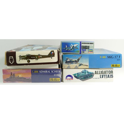 153 - Heller, a 1:400 Admiral Scheer model kit, 81045, a 1:48 Mig-17 F kit, 80416, and other branded kit m... 