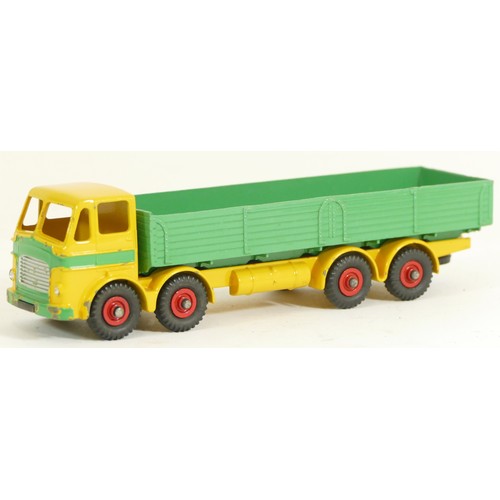 185 - Dinky Supertoys, a No. 934 Leyland Octopus flatbed truck with box.