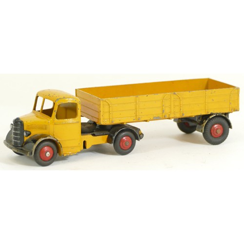 187 - Dinky Supertoys, a die-cast No. 521 Bedford lorry, boxed.