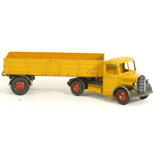 187 - Dinky Supertoys, a die-cast No. 521 Bedford lorry, boxed.