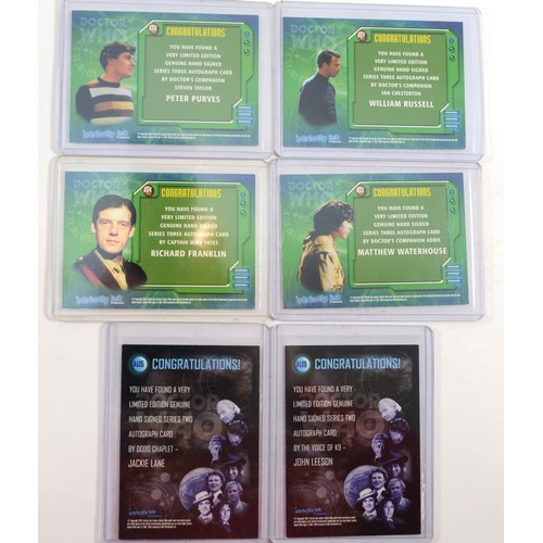 237 - A mixed collection of 6x autograph cards to include signatures from Doctor Who, Harry Potter, and Ar... 