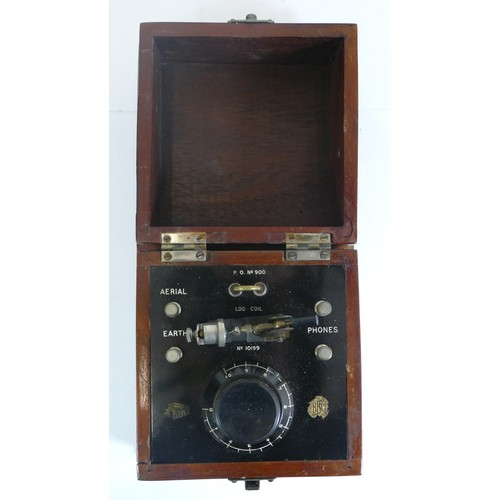 247 - A 1923 BBC/Davenport wireless crystal receiver, P.O. 900, No.10199, mahogany case together with a pa... 