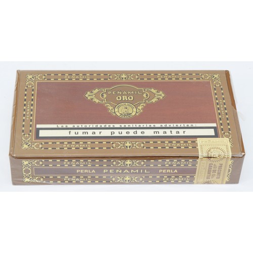 337 - Penamil Oro Perla opened box of twenty five cigars twenty one present), manufactured by Cotabex in t... 