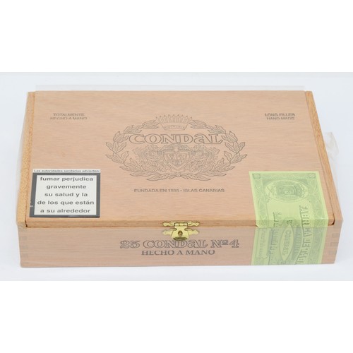 340 - Condal No4; opened box of twenty five cigars, manufactured by Cotabex in the Dominican Republic unde... 