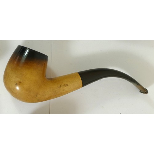 348 - Six Meerschaum pipes