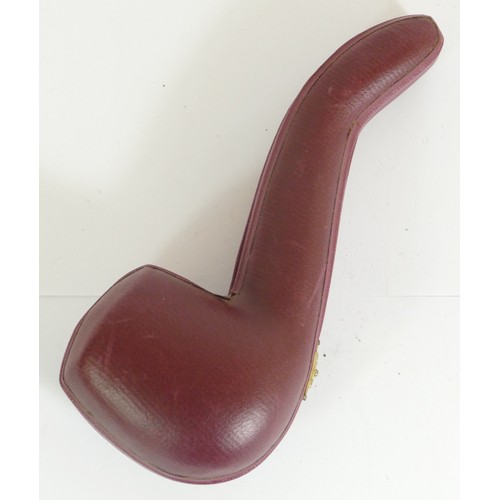 355 - A contemporary carved Meerschaum pipe, cased