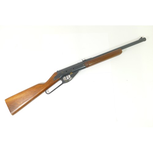 525 - A mid 20th century Daisy Woodstock B.B gun, model 95, reg number A696510, 93cm long.

This product i... 