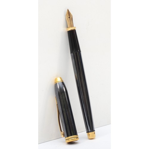 77 - Cross, a gold plated fountain pen14K nib, no cartridge,