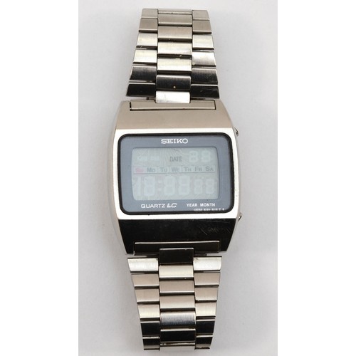 87 - Seiko Quartz LC Digital perpetual calendar wristwatch. M154, boxed with instructions, Seiko metal st... 