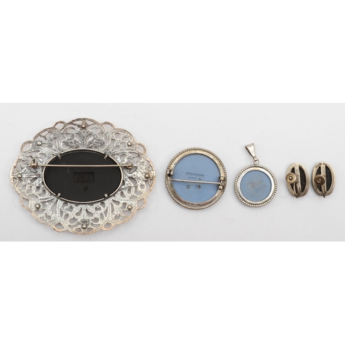 175 - Wedgwood, a silver pierced floral brooch with black jasper ware panel, 7.5 x 6cm, together with a pe... 