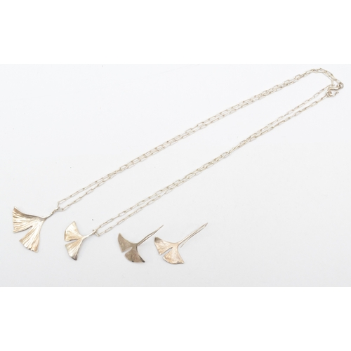 197 - A silver Modernist foliate necklace, 84cm, with matching drop earrings, 16gm.