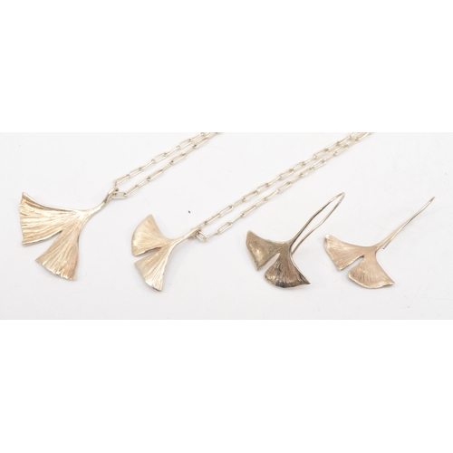 197 - A silver Modernist foliate necklace, 84cm, with matching drop earrings, 16gm.