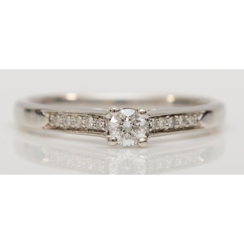 205 - A 18ct white gold single stone brilliant cut diamond ring, BeaverBrooks certificate number WW0436156... 