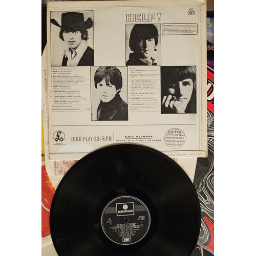 72 - Various 1960's and later LPs and singles to include Beatles, Help, PCS 3071, With The Beatles, 1963,... 