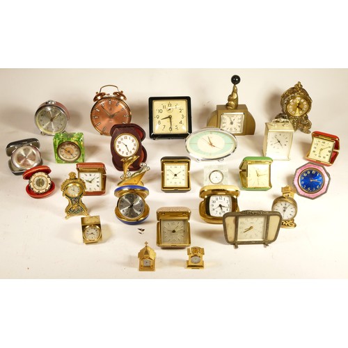 A box of 20th century and later small/miniature desk and other clocks