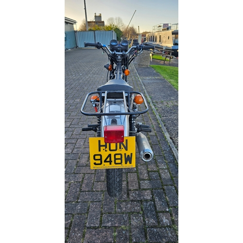 510 - 1981 Honda CB250N Super Dream, 248cc. PLEASE NOTE THIS IS A CAT C MOTORCYCLE. Registration number HO... 