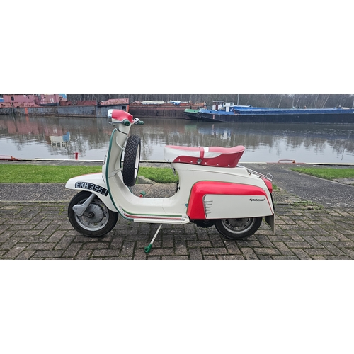 499 - 1971 Lambretta J50, 50cc. Registration number EKH 355J (non transferrable). Frame number 50DL 513558... 