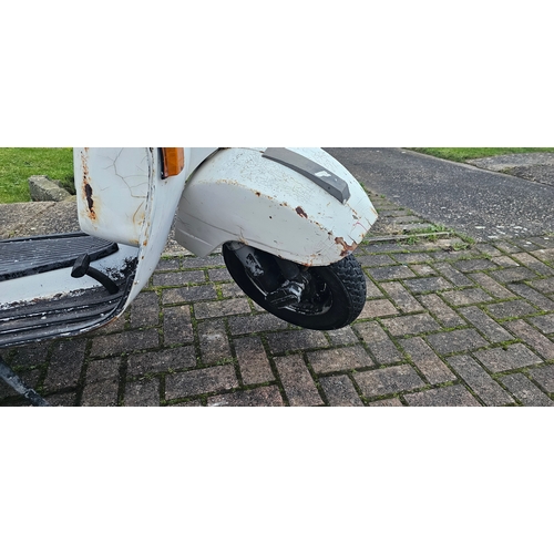 503 - 1986 Vespa Douglas VNX125, 123cc. Registration number C370 VLL. Frame number VNX1M 258365. Engine nu... 