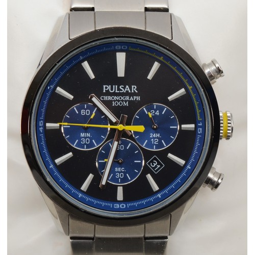 99 - Pulsar, a stainless steel gentleman's chronograph wristwatch, 541808, together with a Rotary chronog... 