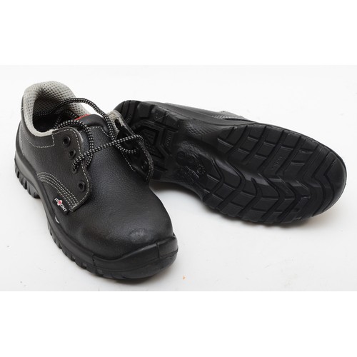 74 - Aimont Aldebaran Level S3 safety shoes. Size 4, metal free. Water resistant upper, Antistatic, anti-... 