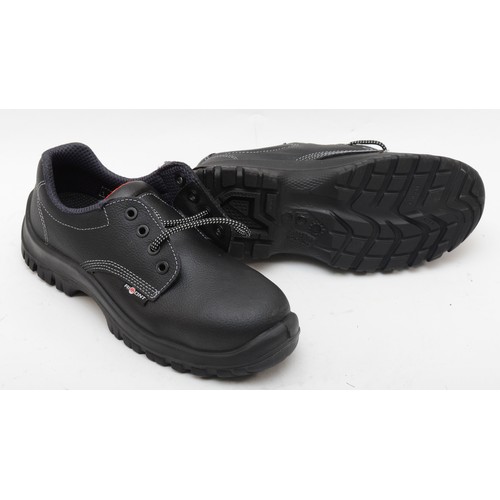 77 - Aimont Aldebaran Level S3 safety shoes. Size 7, metal free. Water resistant upper, Antistatic, anti-... 