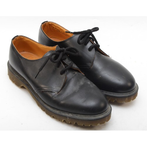 121 - Dr Martens shoes, black leather upper, air cushion, slight wear, size 10.