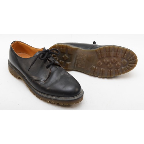 121 - Dr Martens shoes, black leather upper, air cushion, slight wear, size 10.