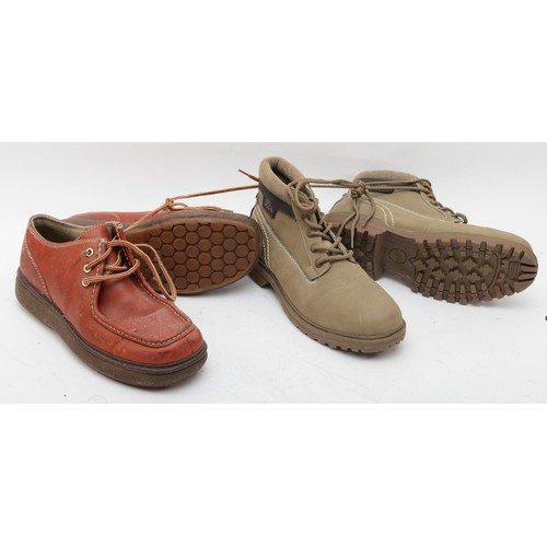 132 - Timberland short boots, reddish brown, laces, size 9. Together with a pair of Kangol short boots, gr... 